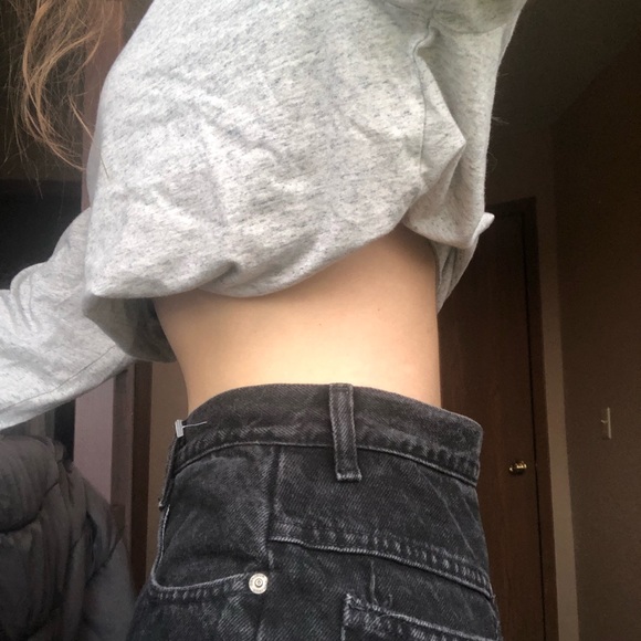 PERFECTLY HIGH WAISTED MOM JEANS - Picture 2 of 5